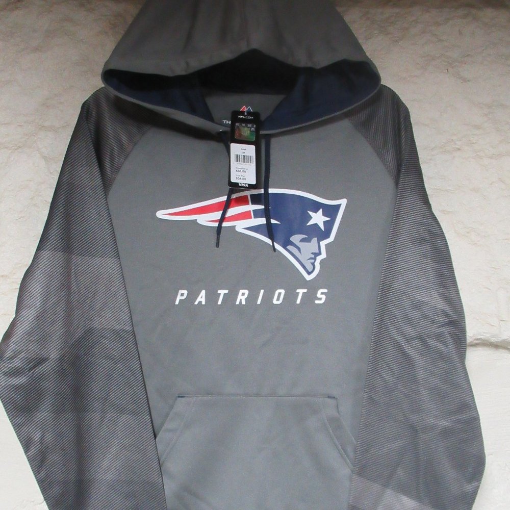Gray Patriots Hoodie Sz. M  NWT